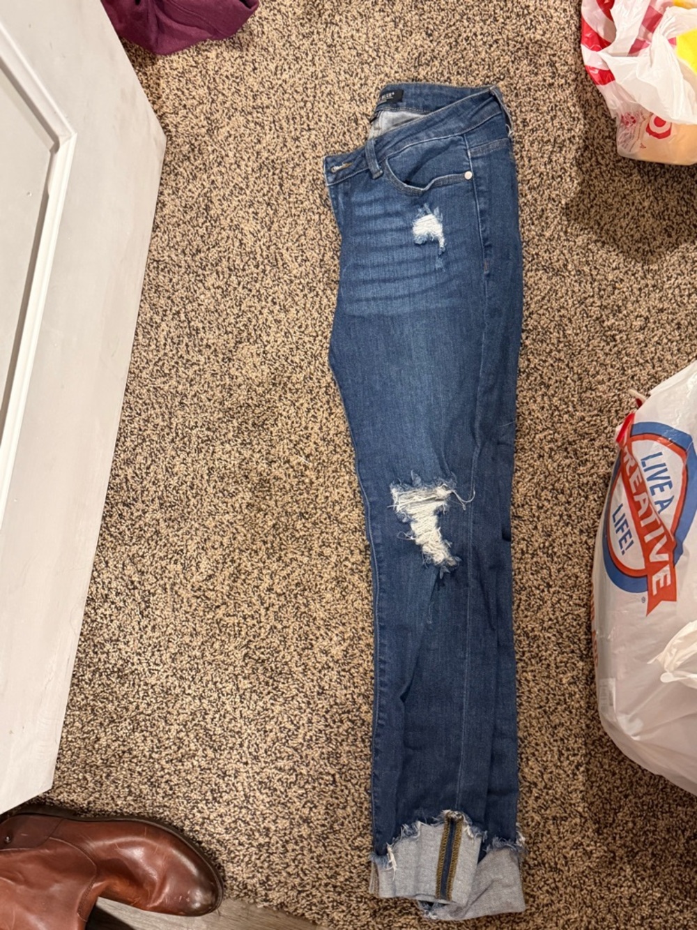 Judy Blue Distressed Dark Blue Skinny Jeans